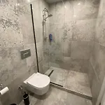 Kent Apartment