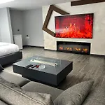 Apartment Kent